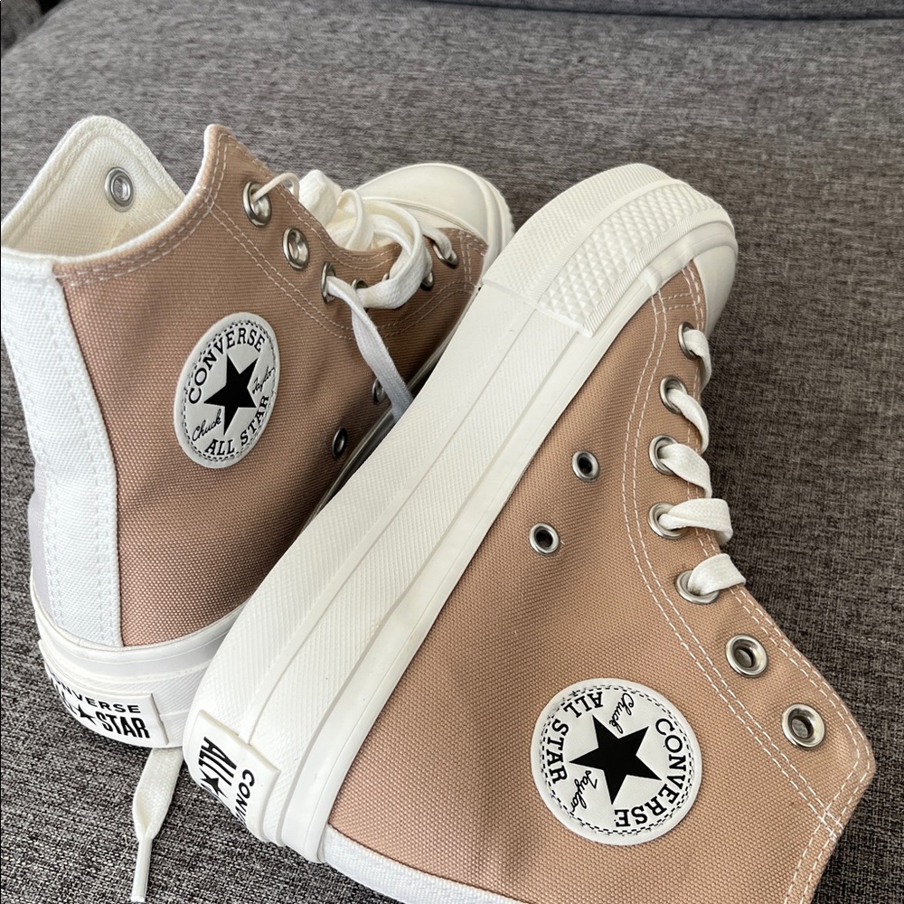 Converse Two-Tone High-Tops in Beige and White - Picture 2 of 5